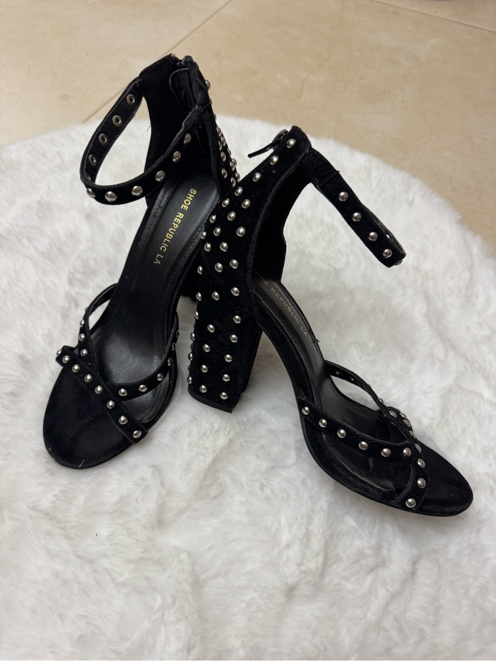 Shoe Republic LA Black Studded Block Heel Sandals Size 7